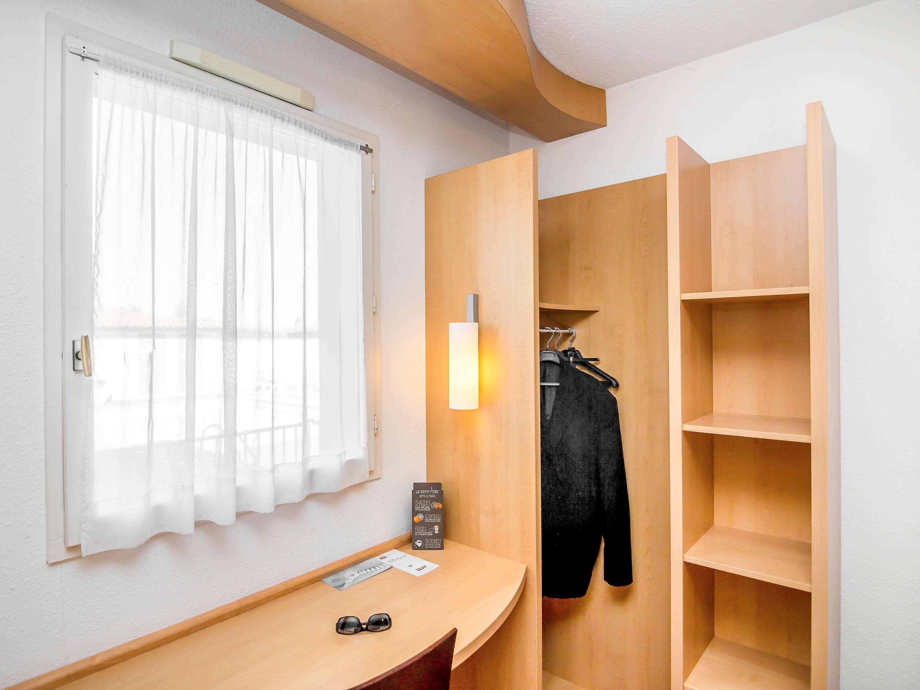 Ibis 3*