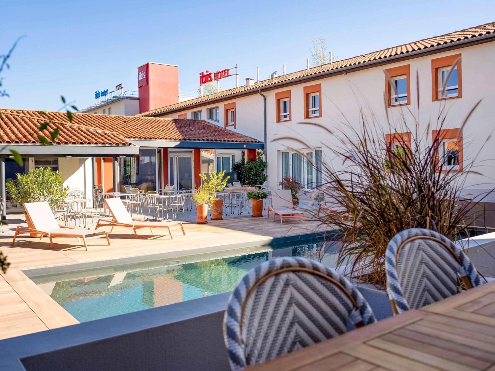 Ibis Montauban